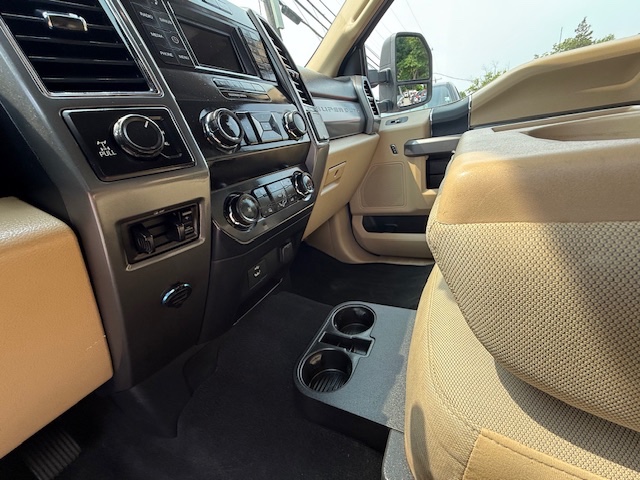 2019 Ford Super Duty F-250 SRW XLT 4WD Crew Cab 6.75'' Box, available for sale in Huntington Station, New York | Huntington Auto Mall. Huntington Station, New York 2019 Ford Super Duty F-250 SRW XLT 4WD Crew Cab 6.75'' Box, available for sale in Huntington Station, New York | Huntington Auto Mall. Huntington Station, New York