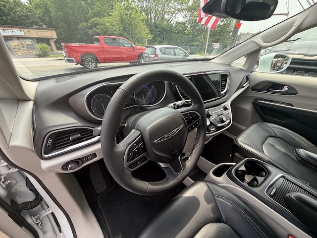 2022 Chrysler Pacifica Touring L FWD, available for sale in Huntington Station, New York | Huntington Auto Mall. Huntington Station, New York 2022 Chrysler Pacifica Touring L FWD, available for sale in Huntington Station, New York | Huntington Auto Mall. Huntington Station, New York