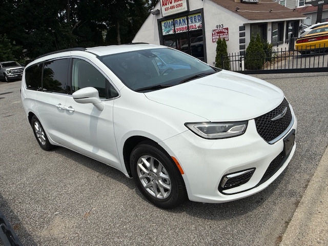 2022 Chrysler Pacifica Touring L FWD, available for sale in Huntington Station, New York | Huntington Auto Mall. Huntington Station, New York 2022 Chrysler Pacifica Touring L FWD, available for sale in Huntington Station, New York | Huntington Auto Mall. Huntington Station, New York