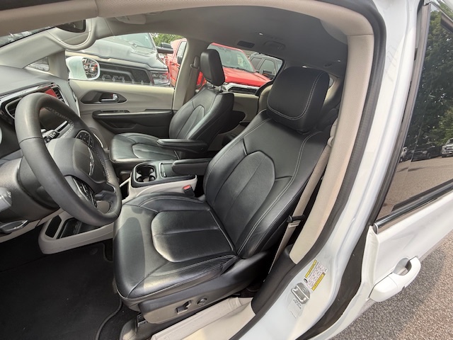 2022 Chrysler Pacifica Touring L FWD, available for sale in Huntington Station, New York | Huntington Auto Mall. Huntington Station, New York 2022 Chrysler Pacifica Touring L FWD, available for sale in Huntington Station, New York | Huntington Auto Mall. Huntington Station, New York