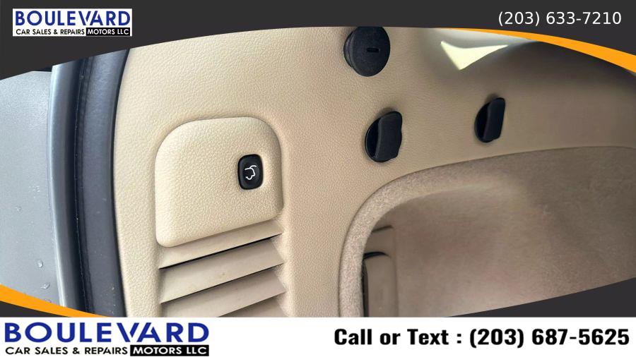 2015 Jeep Grand Cherokee Overland Sport Utility 4D, available for sale in New Haven, Connecticut | Boulevard Motors LLC. New Haven, Connecticut 2015 Jeep Grand Cherokee Overland Sport Utility 4D, available for sale in New Haven, Connecticut | Boulevard Motors LLC. New Haven, Connecticut
