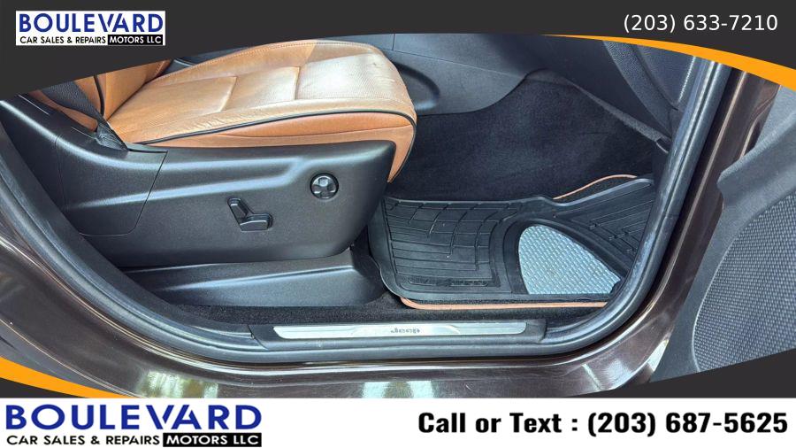 2011 Jeep Grand Cherokee Overland Sport Utility 4D, available for sale in New Haven, Connecticut | Boulevard Motors LLC. New Haven, Connecticut 2011 Jeep Grand Cherokee Overland Sport Utility 4D, available for sale in New Haven, Connecticut | Boulevard Motors LLC. New Haven, Connecticut