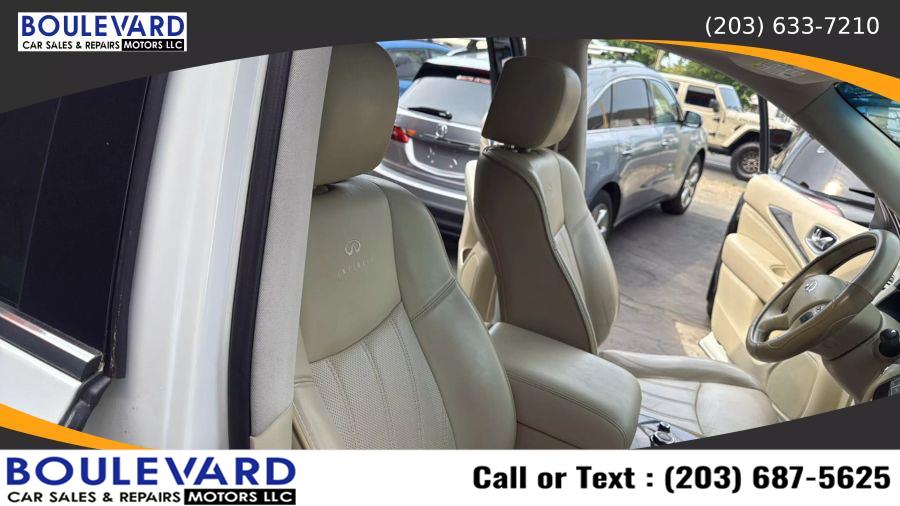 2013 Infiniti Jx JX35 Sport Utility 4D, available for sale in New Haven, Connecticut | Boulevard Motors LLC. New Haven, Connecticut 2013 Infiniti Jx JX35 Sport Utility 4D, available for sale in New Haven, Connecticut | Boulevard Motors LLC. New Haven, Connecticut