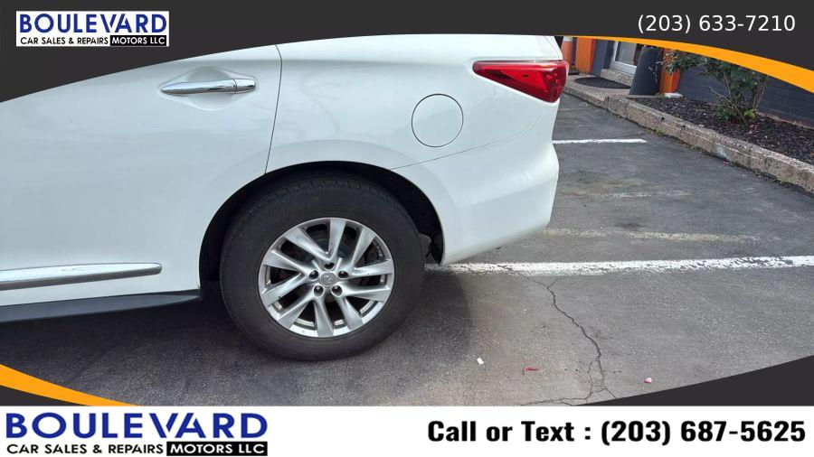 2013 Infiniti Jx JX35 Sport Utility 4D, available for sale in New Haven, Connecticut | Boulevard Motors LLC. New Haven, Connecticut 2013 Infiniti Jx JX35 Sport Utility 4D, available for sale in New Haven, Connecticut | Boulevard Motors LLC. New Haven, Connecticut