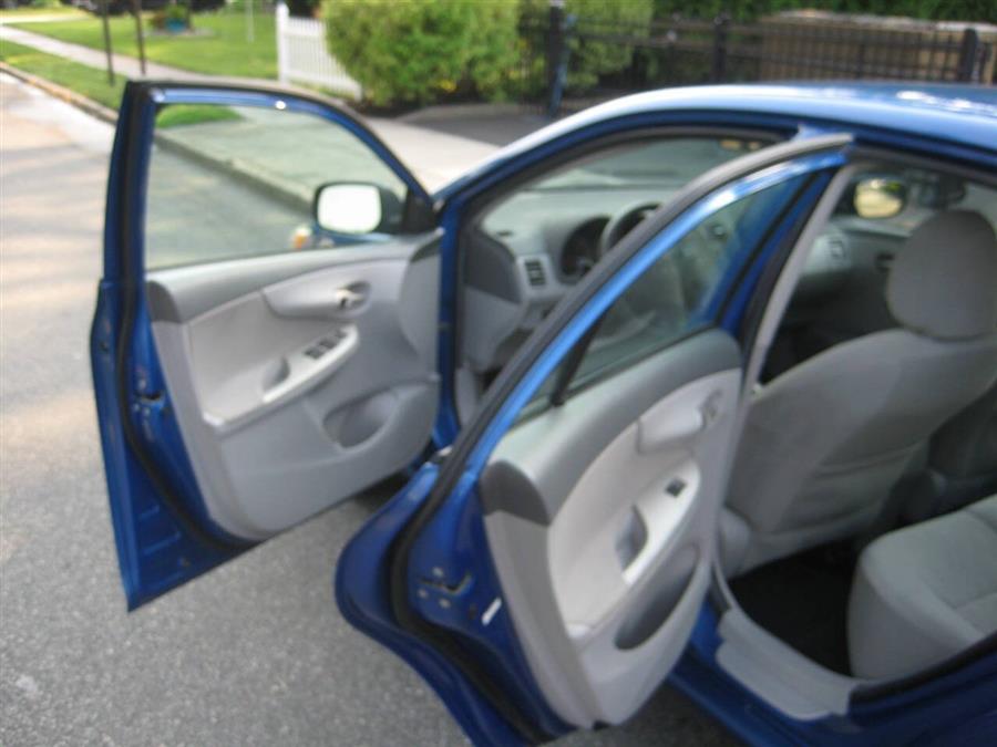 2010 Toyota Corolla LE 4dr Sedan 4A, available for sale in Massapequa, New York | Rite Choice Auto Inc.. Massapequa, New York 2010 Toyota Corolla LE 4dr Sedan 4A, available for sale in Massapequa, New York | Rite Choice Auto Inc.. Massapequa, New York