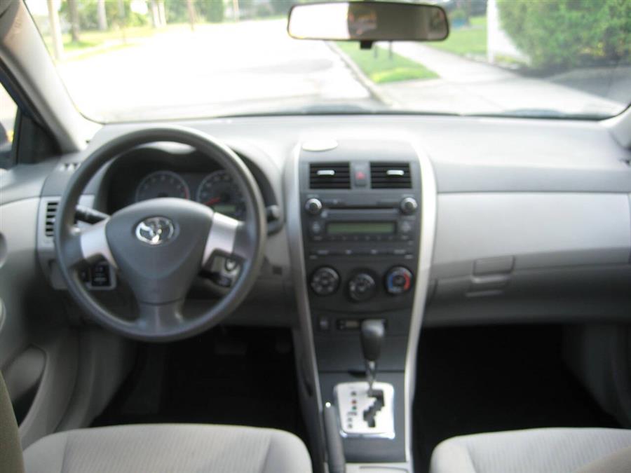 2010 Toyota Corolla LE 4dr Sedan 4A, available for sale in Massapequa, New York | Rite Choice Auto Inc.. Massapequa, New York 2010 Toyota Corolla LE 4dr Sedan 4A, available for sale in Massapequa, New York | Rite Choice Auto Inc.. Massapequa, New York