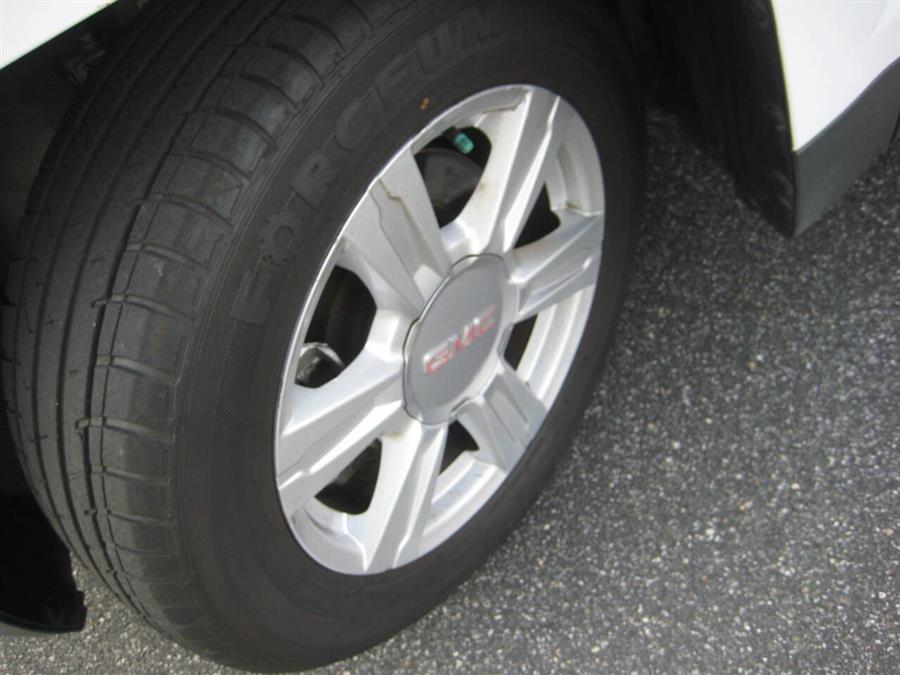 2015 GMC Terrain SLT 1 4dr SUV, available for sale in Massapequa, New York | Rite Choice Auto Inc.. Massapequa, New York 2015 GMC Terrain SLT 1 4dr SUV, available for sale in Massapequa, New York | Rite Choice Auto Inc.. Massapequa, New York