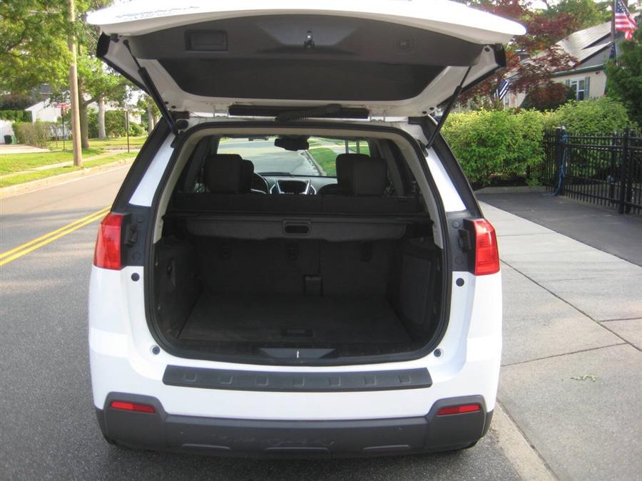 2015 GMC Terrain SLT 1 4dr SUV, available for sale in Massapequa, New York | Rite Choice Auto Inc.. Massapequa, New York 2015 GMC Terrain SLT 1 4dr SUV, available for sale in Massapequa, New York | Rite Choice Auto Inc.. Massapequa, New York