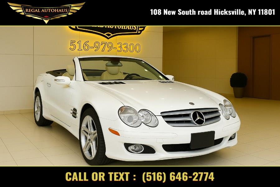 2008 Mercedes-Benz SL-Class 2dr Roadster 5.5L V8, available for sale in Hicksville, New York | REGAL AUTOHAUS. Hicksville, New York