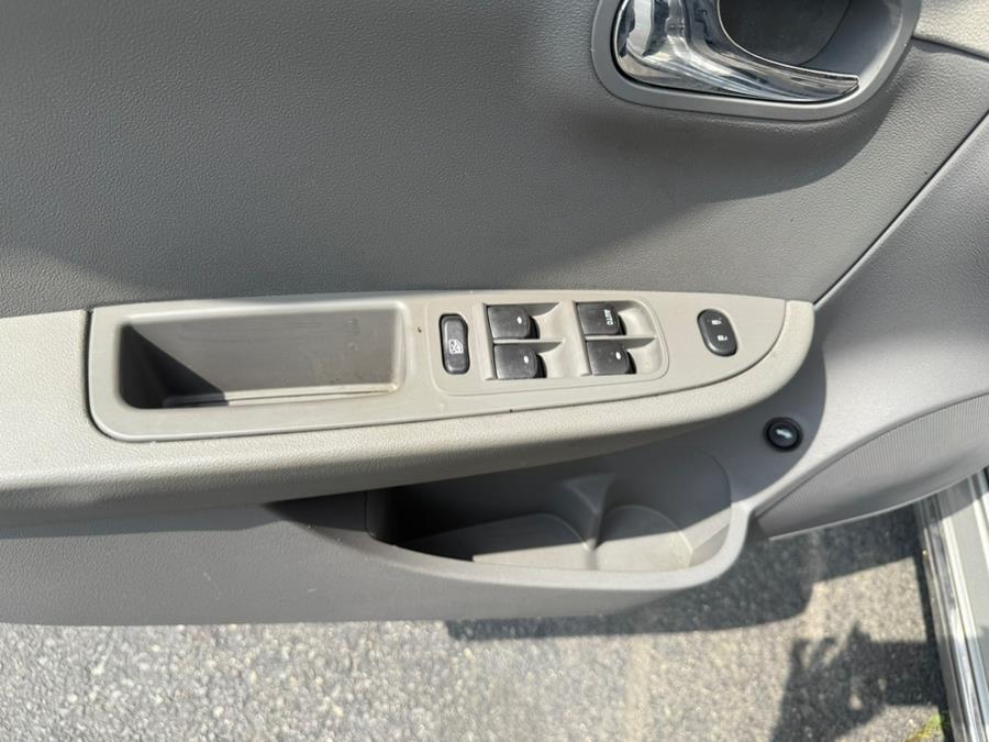 2008 Chevrolet Malibu 4dr Sdn Hybrid, available for sale in Revere, Massachusetts | Wonderland Auto. Revere, Massachusetts 2008 Chevrolet Malibu 4dr Sdn Hybrid, available for sale in Revere, Massachusetts | Wonderland Auto. Revere, Massachusetts
