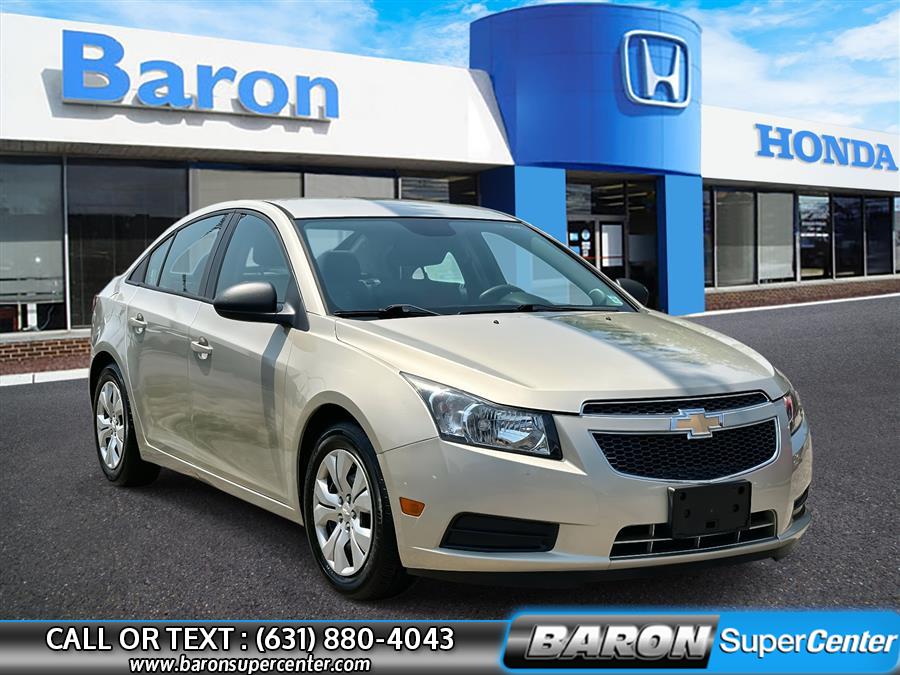 Used 2013 Chevrolet Cruze in Patchogue, New York | Baron Supercenter. Patchogue, New York