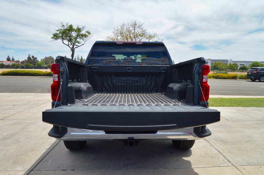 2019 Chevrolet Silverado 1500 2WD Crew Cab 147" LT, available for sale in Moreno Valley, California | Fusion Motors Inc. Moreno Valley, California 2019 Chevrolet Silverado 1500 2WD Crew Cab 147" LT, available for sale in Moreno Valley, California | Fusion Motors Inc. Moreno Valley, California