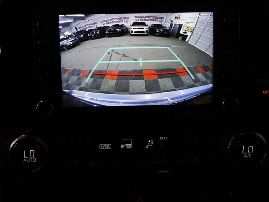 2022 Toyota Highlander XLE, available for sale in Paterson, New Jersey | Fast Track Motors. Paterson, New Jersey 2022 Toyota Highlander XLE, available for sale in Paterson, New Jersey | Fast Track Motors. Paterson, New Jersey