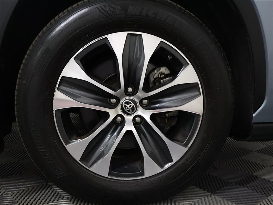 2022 Toyota Highlander XLE, available for sale in Paterson, New Jersey | Fast Track Motors. Paterson, New Jersey 2022 Toyota Highlander XLE, available for sale in Paterson, New Jersey | Fast Track Motors. Paterson, New Jersey