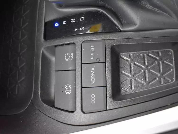 2023 Toyota Rav4 XLE Sport Utility 4D, available for sale in Irvington, New Jersey | NJ Used Cars Center. Irvington, New Jersey 2023 Toyota Rav4 XLE Sport Utility 4D, available for sale in Irvington, New Jersey | NJ Used Cars Center. Irvington, New Jersey