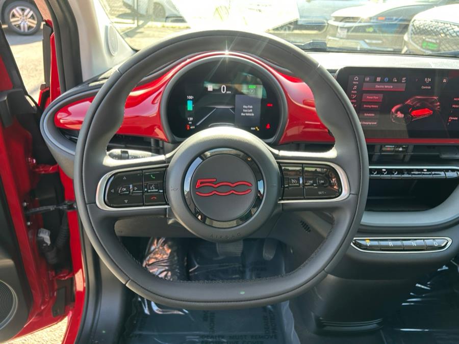 2024 FIAT 500e INSPI(RED) FWD, available for sale in Daly City, California | Green Light Auto Wholesale. Daly City, California 2024 FIAT 500e INSPI(RED) FWD, available for sale in Daly City, California | Green Light Auto Wholesale. Daly City, California