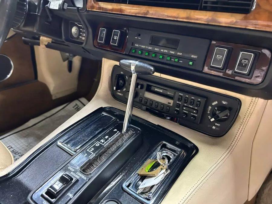 1986 Jaguar Xj XJ-SC HE 2D Coupe, available for sale in Garfield, New Jersey | Urban Motors Collection. Garfield, New Jersey 1986 Jaguar Xj XJ-SC HE 2D Coupe, available for sale in Garfield, New Jersey | Urban Motors Collection. Garfield, New Jersey