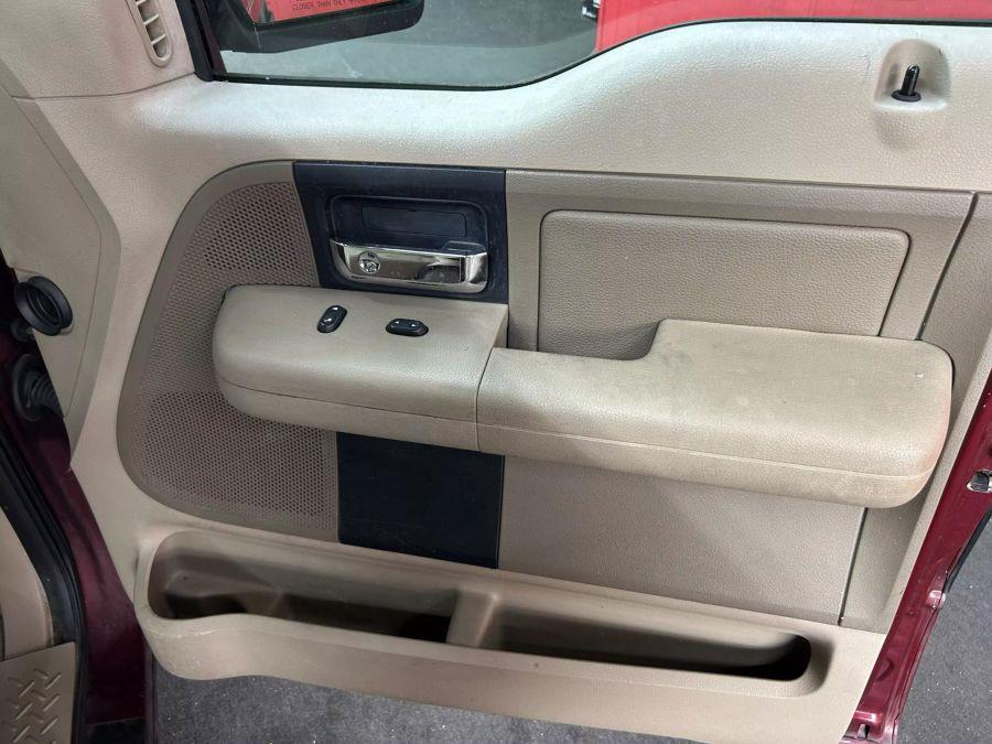 2004 Ford F150 Regular Cab XLT Pickup 2D 8 ft, available for sale in Garfield, New Jersey | Urban Motors Collection. Garfield, New Jersey 2004 Ford F150 Regular Cab XLT Pickup 2D 8 ft, available for sale in Garfield, New Jersey | Urban Motors Collection. Garfield, New Jersey