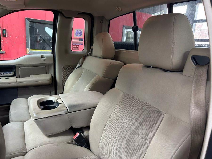2004 Ford F150 Regular Cab XLT Pickup 2D 8 ft, available for sale in Garfield, New Jersey | Urban Motors Collection. Garfield, New Jersey 2004 Ford F150 Regular Cab XLT Pickup 2D 8 ft, available for sale in Garfield, New Jersey | Urban Motors Collection. Garfield, New Jersey