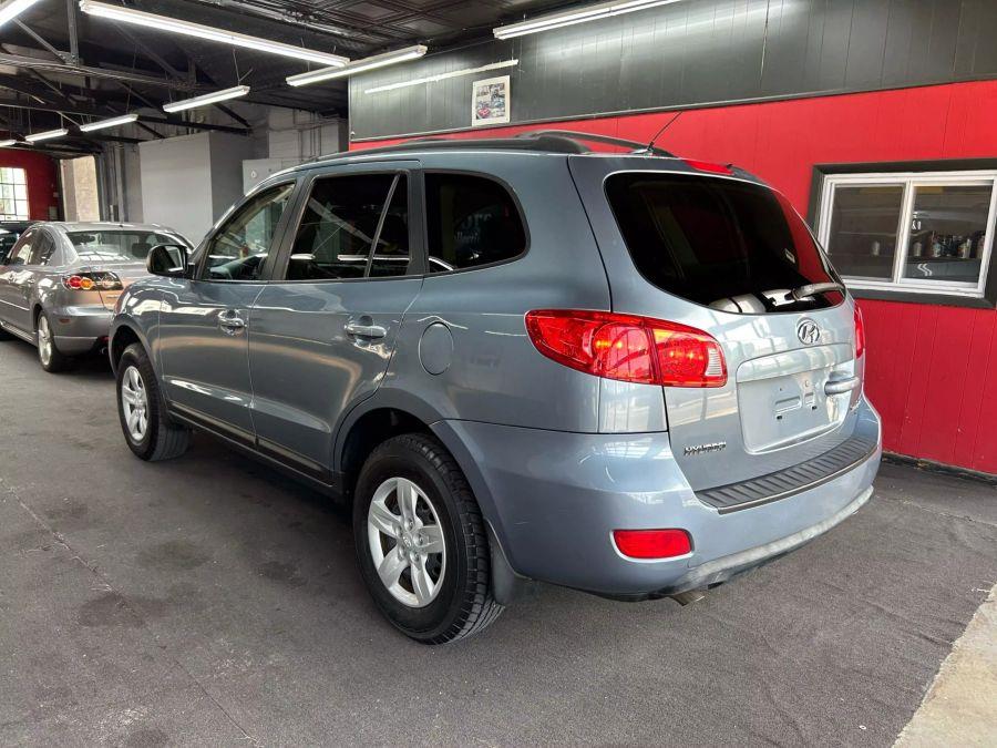 2009 Hyundai Santa Fe GLS Sport Utility 4D, available for sale in Garfield, New Jersey | Urban Motors Collection. Garfield, New Jersey 2009 Hyundai Santa Fe GLS Sport Utility 4D, available for sale in Garfield, New Jersey | Urban Motors Collection. Garfield, New Jersey