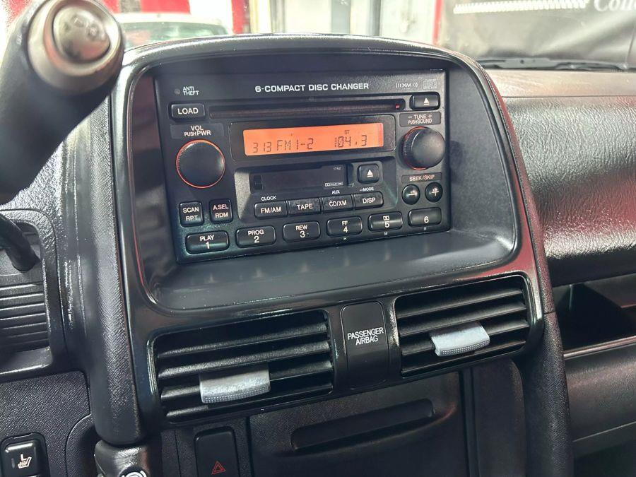 2006 Honda Cr-v SE Sport Utility 4D, available for sale in Garfield, New Jersey | Urban Motors Collection. Garfield, New Jersey 2006 Honda Cr-v SE Sport Utility 4D, available for sale in Garfield, New Jersey | Urban Motors Collection. Garfield, New Jersey