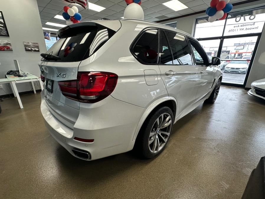2017 BMW X5 //M SPORT 3RD ROW SEAT sDrive35i Sports Activity Vehicle, available for sale in Inwood, New York | 5 Towns Drive. Inwood, New York 2017 BMW X5 //M SPORT 3RD ROW SEAT sDrive35i Sports Activity Vehicle, available for sale in Inwood, New York | 5 Towns Drive. Inwood, New York