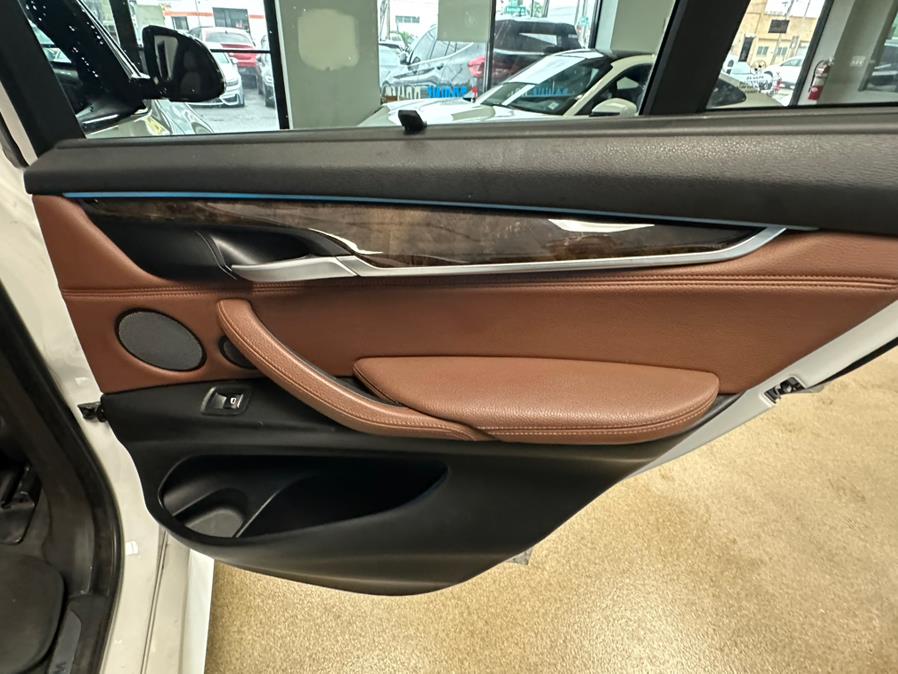 2017 BMW X5 //M SPORT 3RD ROW SEAT sDrive35i Sports Activity Vehicle, available for sale in Inwood, New York | 5 Towns Drive. Inwood, New York 2017 BMW X5 //M SPORT 3RD ROW SEAT sDrive35i Sports Activity Vehicle, available for sale in Inwood, New York | 5 Towns Drive. Inwood, New York