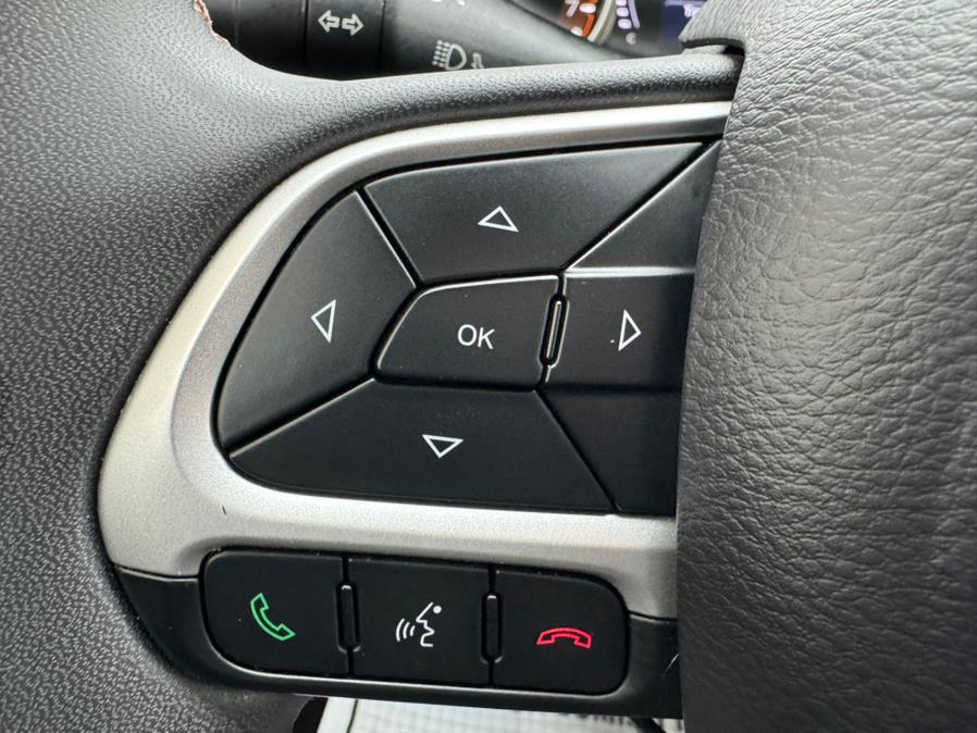 2021 Jeep Compass Latitude 4x4, available for sale in Newark, New Jersey | Champion Auto Sales. Newark, New Jersey 2021 Jeep Compass Latitude 4x4, available for sale in Newark, New Jersey | Champion Auto Sales. Newark, New Jersey