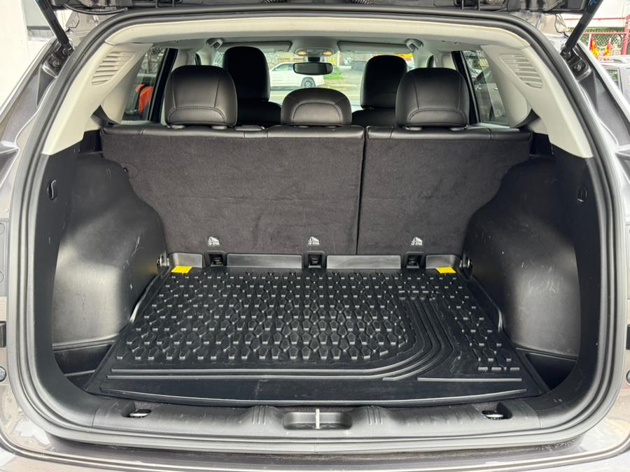 2021 Jeep Compass Latitude 4x4, available for sale in Newark, New Jersey | Champion Auto Sales. Newark, New Jersey 2021 Jeep Compass Latitude 4x4, available for sale in Newark, New Jersey | Champion Auto Sales. Newark, New Jersey