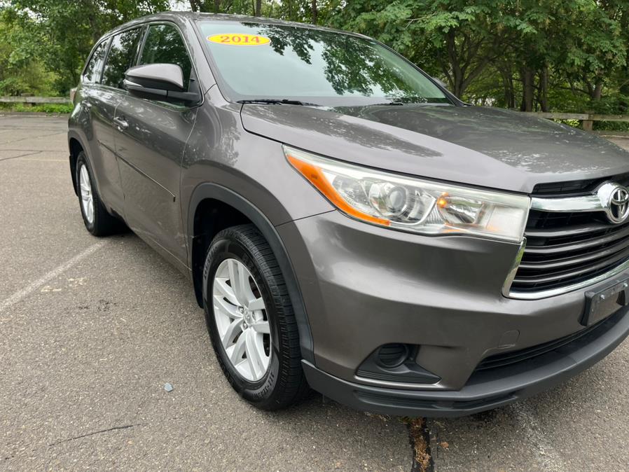 Used 2014 Toyota Highlander in New Britain, Connecticut | Supreme Automotive. New Britain, Connecticut