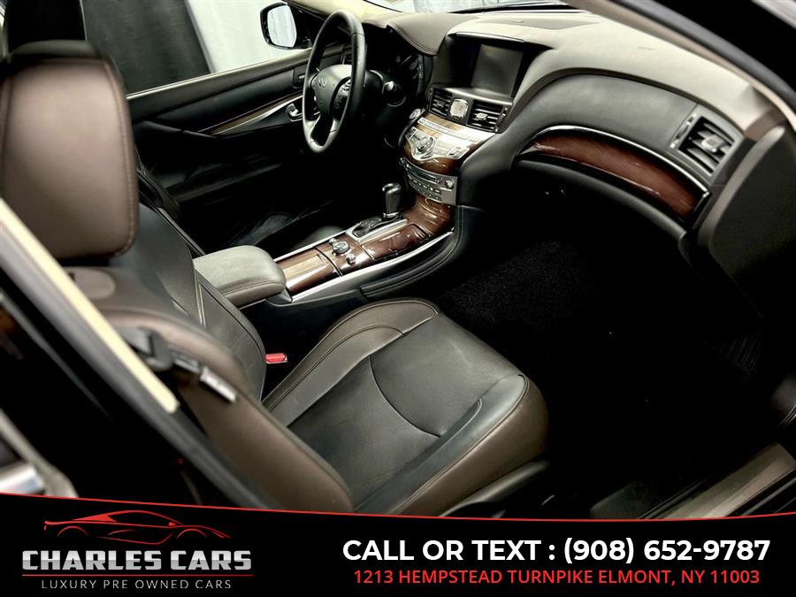 2015 Infiniti Q70l 5.6 Deluxe Touring Pkg, available for sale in Elmont, New York | Charles Cars. Elmont, New York 2015 Infiniti Q70l 5.6 Deluxe Touring Pkg, available for sale in Elmont, New York | Charles Cars. Elmont, New York