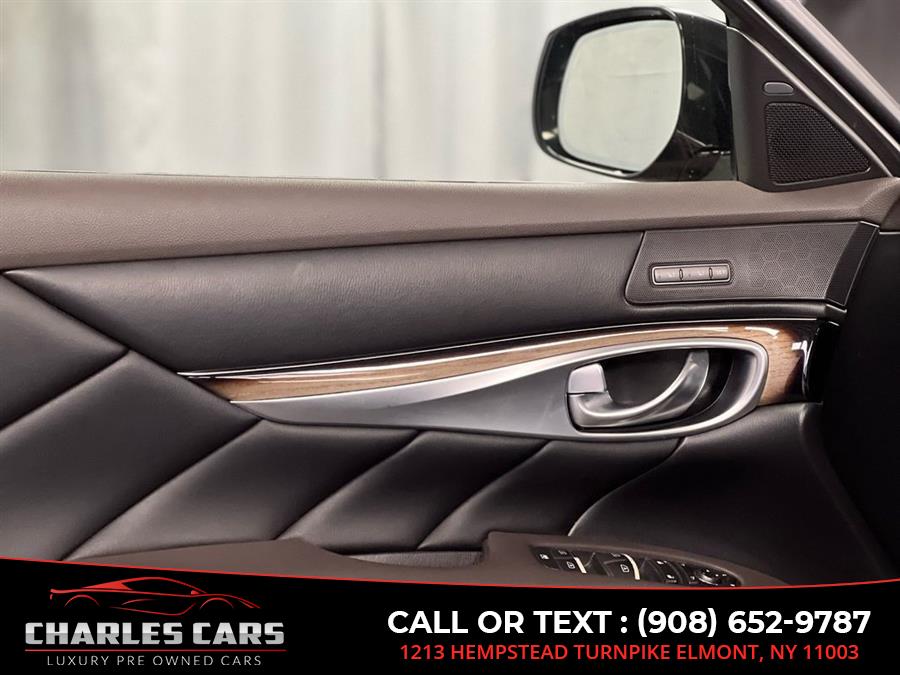 2015 Infiniti Q70l 5.6 Deluxe Touring Pkg, available for sale in Elmont, New York | Charles Cars. Elmont, New York 2015 Infiniti Q70l 5.6 Deluxe Touring Pkg, available for sale in Elmont, New York | Charles Cars. Elmont, New York