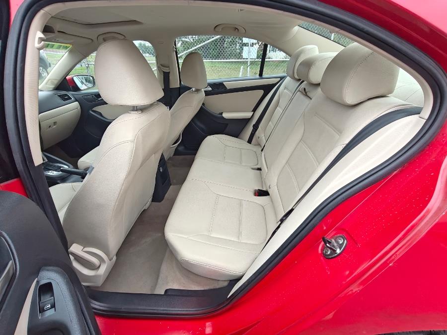 2012 Volkswagen Jetta Sedan 4dr Auto SE w/Convenience & Sunroof PZEV, available for sale in South Windsor, Connecticut | Fancy Rides LLC. South Windsor, Connecticut 2012 Volkswagen Jetta Sedan 4dr Auto SE w/Convenience & Sunroof PZEV, available for sale in South Windsor, Connecticut | Fancy Rides LLC. South Windsor, Connecticut