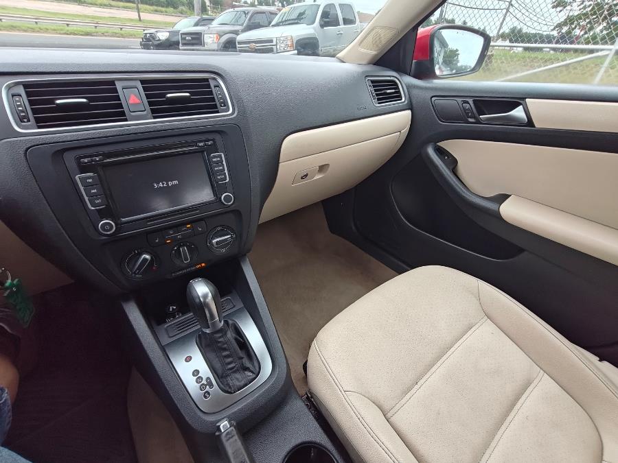 2012 Volkswagen Jetta Sedan 4dr Auto SE w/Convenience & Sunroof PZEV, available for sale in South Windsor, Connecticut | Fancy Rides LLC. South Windsor, Connecticut 2012 Volkswagen Jetta Sedan 4dr Auto SE w/Convenience & Sunroof PZEV, available for sale in South Windsor, Connecticut | Fancy Rides LLC. South Windsor, Connecticut