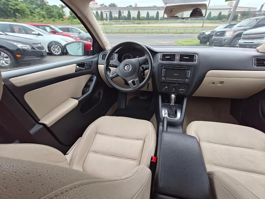 2012 Volkswagen Jetta Sedan 4dr Auto SE w/Convenience & Sunroof PZEV, available for sale in South Windsor, Connecticut | Fancy Rides LLC. South Windsor, Connecticut 2012 Volkswagen Jetta Sedan 4dr Auto SE w/Convenience & Sunroof PZEV, available for sale in South Windsor, Connecticut | Fancy Rides LLC. South Windsor, Connecticut