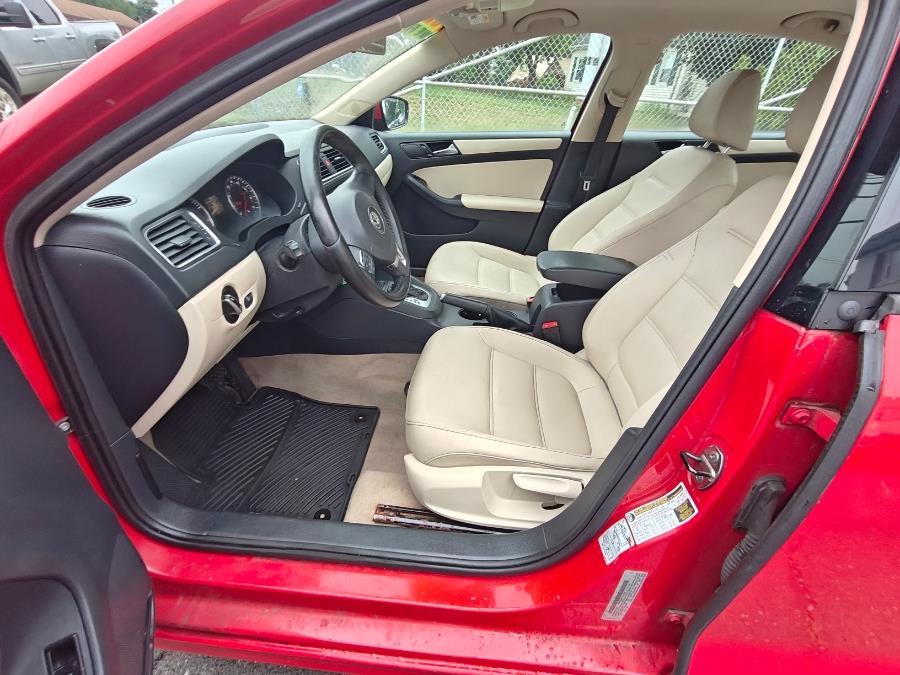 2012 Volkswagen Jetta Sedan 4dr Auto SE w/Convenience & Sunroof PZEV, available for sale in South Windsor, Connecticut | Fancy Rides LLC. South Windsor, Connecticut 2012 Volkswagen Jetta Sedan 4dr Auto SE w/Convenience & Sunroof PZEV, available for sale in South Windsor, Connecticut | Fancy Rides LLC. South Windsor, Connecticut