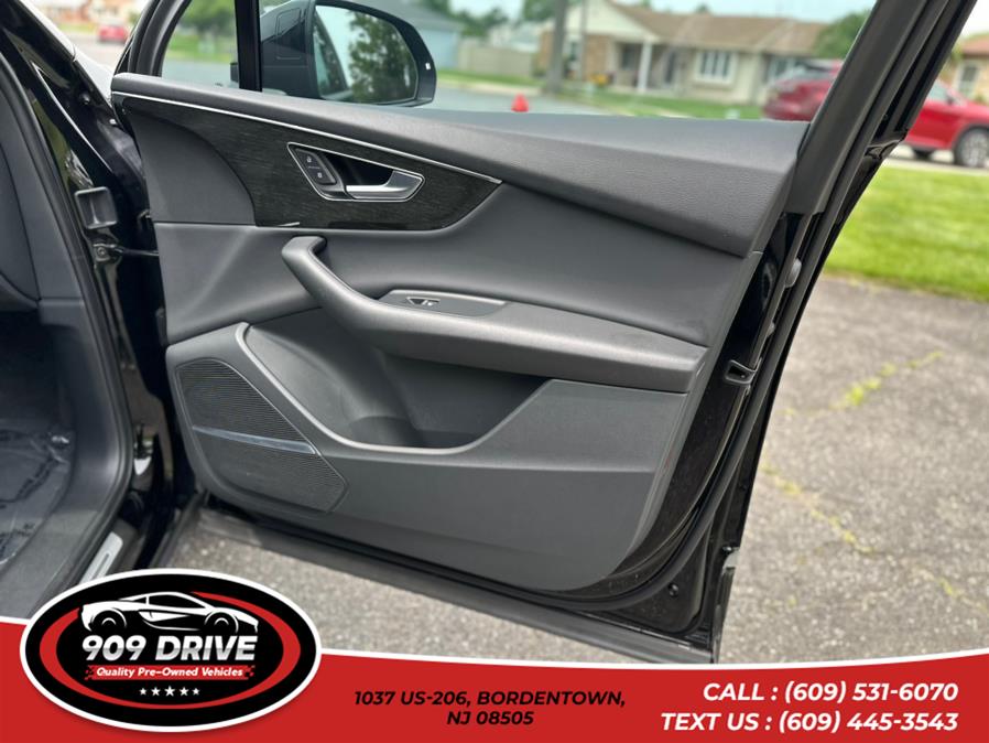 2021 Audi Q7 Premium Plus 55 TFSI quattro, available for sale in BORDENTOWN, New Jersey | 909 Drive. BORDENTOWN, New Jersey 2021 Audi Q7 Premium Plus 55 TFSI quattro, available for sale in BORDENTOWN, New Jersey | 909 Drive. BORDENTOWN, New Jersey