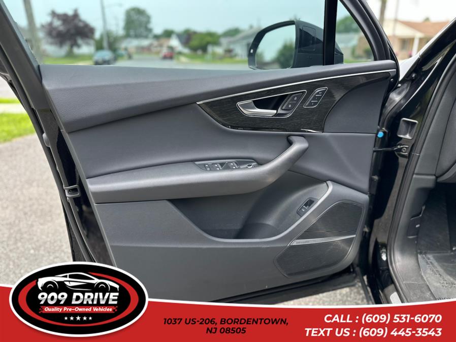 2021 Audi Q7 Premium Plus 55 TFSI quattro, available for sale in BORDENTOWN, New Jersey | 909 Drive. BORDENTOWN, New Jersey 2021 Audi Q7 Premium Plus 55 TFSI quattro, available for sale in BORDENTOWN, New Jersey | 909 Drive. BORDENTOWN, New Jersey