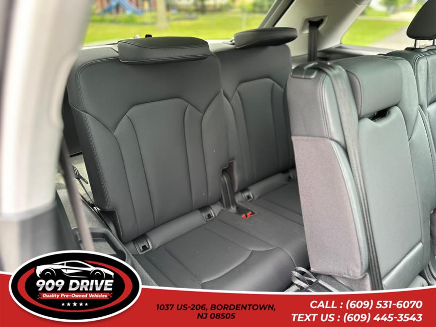 2021 Audi Q7 Premium Plus 55 TFSI quattro, available for sale in BORDENTOWN, New Jersey | 909 Drive. BORDENTOWN, New Jersey 2021 Audi Q7 Premium Plus 55 TFSI quattro, available for sale in BORDENTOWN, New Jersey | 909 Drive. BORDENTOWN, New Jersey