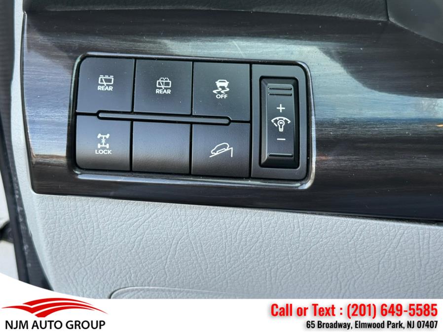2011 Kia Sorento AWD 4dr V6 LX, available for sale in Elmwood Park, New Jersey | NJM Auto Group. Elmwood Park, New Jersey 2011 Kia Sorento AWD 4dr V6 LX, available for sale in Elmwood Park, New Jersey | NJM Auto Group. Elmwood Park, New Jersey