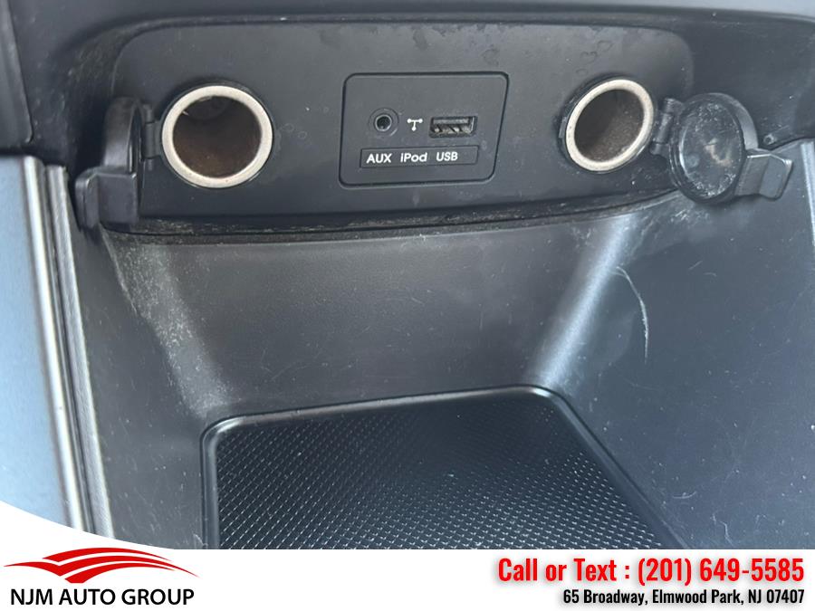 2011 Kia Sorento AWD 4dr V6 LX, available for sale in Elmwood Park, New Jersey | NJM Auto Group. Elmwood Park, New Jersey 2011 Kia Sorento AWD 4dr V6 LX, available for sale in Elmwood Park, New Jersey | NJM Auto Group. Elmwood Park, New Jersey