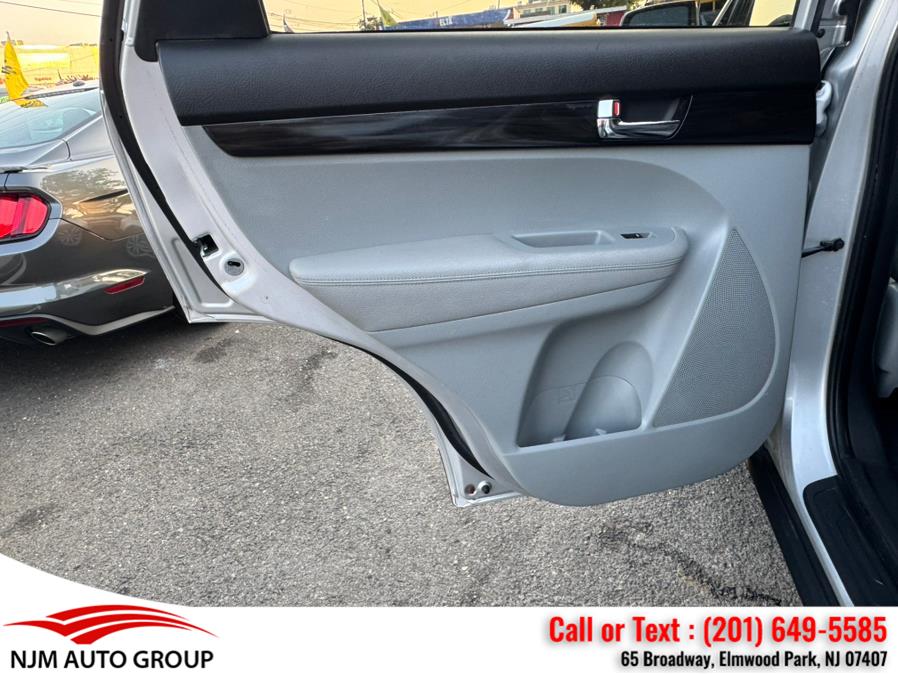 2011 Kia Sorento AWD 4dr V6 LX, available for sale in Elmwood Park, New Jersey | NJM Auto Group. Elmwood Park, New Jersey 2011 Kia Sorento AWD 4dr V6 LX, available for sale in Elmwood Park, New Jersey | NJM Auto Group. Elmwood Park, New Jersey