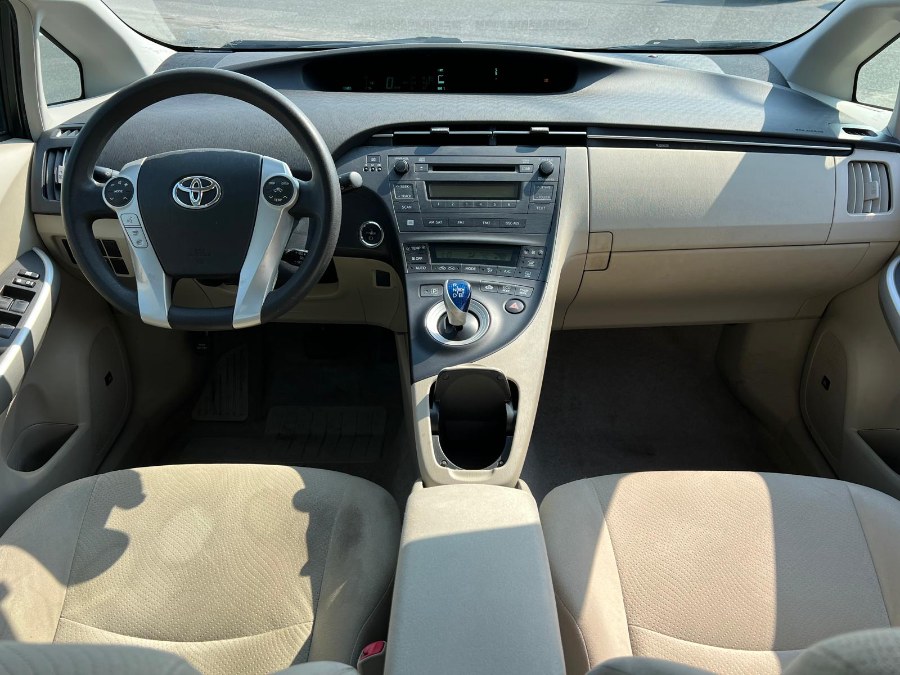 2010 Toyota Prius 5dr HB III (Natl), available for sale in Lindenhurst, New York | Cargenic Automotive. Lindenhurst, New York 2010 Toyota Prius 5dr HB III (Natl), available for sale in Lindenhurst, New York | Cargenic Automotive. Lindenhurst, New York
