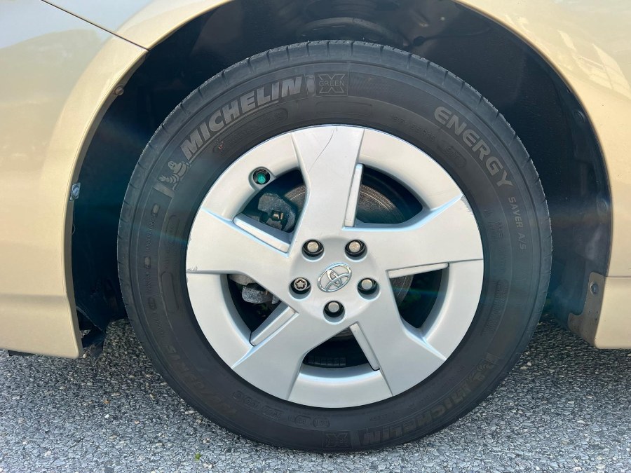 2010 Toyota Prius 5dr HB III (Natl), available for sale in Lindenhurst, New York | Cargenic Automotive. Lindenhurst, New York 2010 Toyota Prius 5dr HB III (Natl), available for sale in Lindenhurst, New York | Cargenic Automotive. Lindenhurst, New York