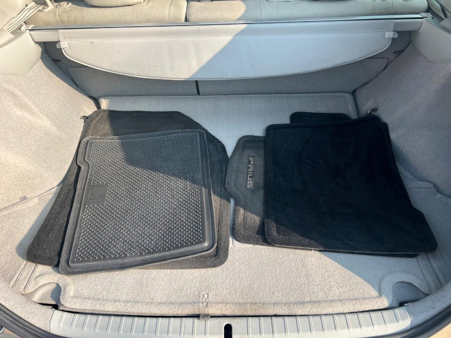 2010 Toyota Prius 5dr HB III (Natl), available for sale in Lindenhurst, New York | Cargenic Automotive. Lindenhurst, New York 2010 Toyota Prius 5dr HB III (Natl), available for sale in Lindenhurst, New York | Cargenic Automotive. Lindenhurst, New York