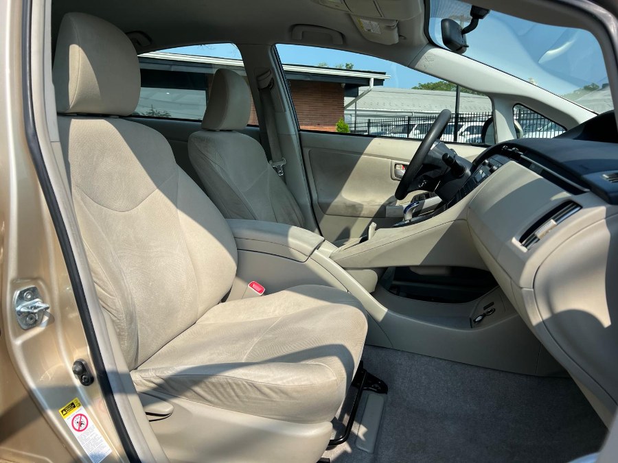 2010 Toyota Prius 5dr HB III (Natl), available for sale in Lindenhurst, New York | Cargenic Automotive. Lindenhurst, New York 2010 Toyota Prius 5dr HB III (Natl), available for sale in Lindenhurst, New York | Cargenic Automotive. Lindenhurst, New York