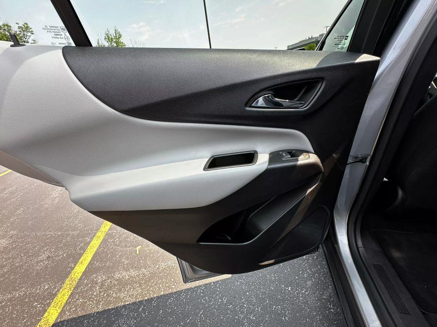 2024 Chevrolet Equinox LT Sport Utility 4D, available for sale in Rochester, New York | 5 Star Motor Group. Rochester, New York 2024 Chevrolet Equinox LT Sport Utility 4D, available for sale in Rochester, New York | 5 Star Motor Group. Rochester, New York