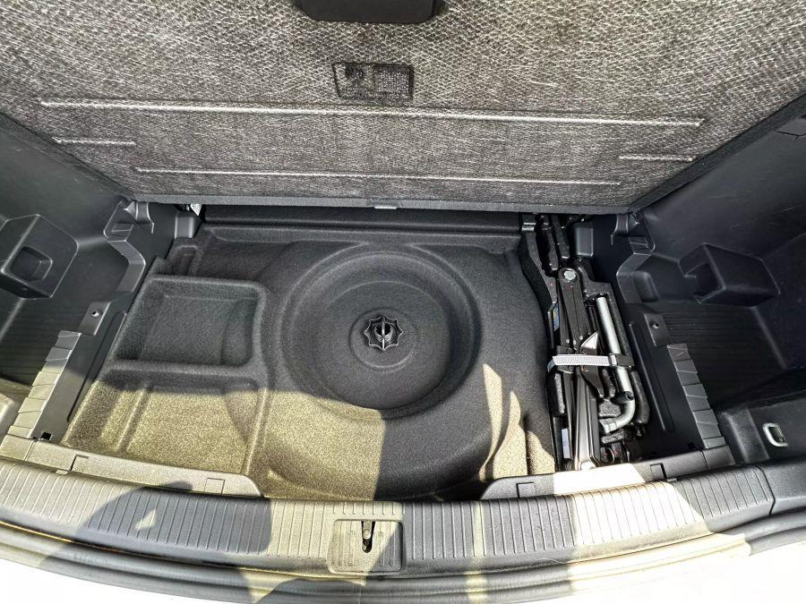2023 Volkswagen Atlas SE 4MOTION Sport Utility 4D, available for sale in Rochester, New York | 5 Star Motor Group. Rochester, New York 2023 Volkswagen Atlas SE 4MOTION Sport Utility 4D, available for sale in Rochester, New York | 5 Star Motor Group. Rochester, New York
