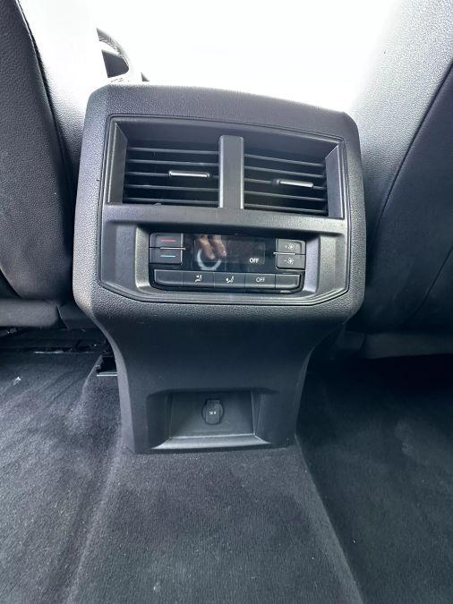 2023 Volkswagen Atlas SE 4MOTION Sport Utility 4D, available for sale in Rochester, New York | 5 Star Motor Group. Rochester, New York 2023 Volkswagen Atlas SE 4MOTION Sport Utility 4D, available for sale in Rochester, New York | 5 Star Motor Group. Rochester, New York