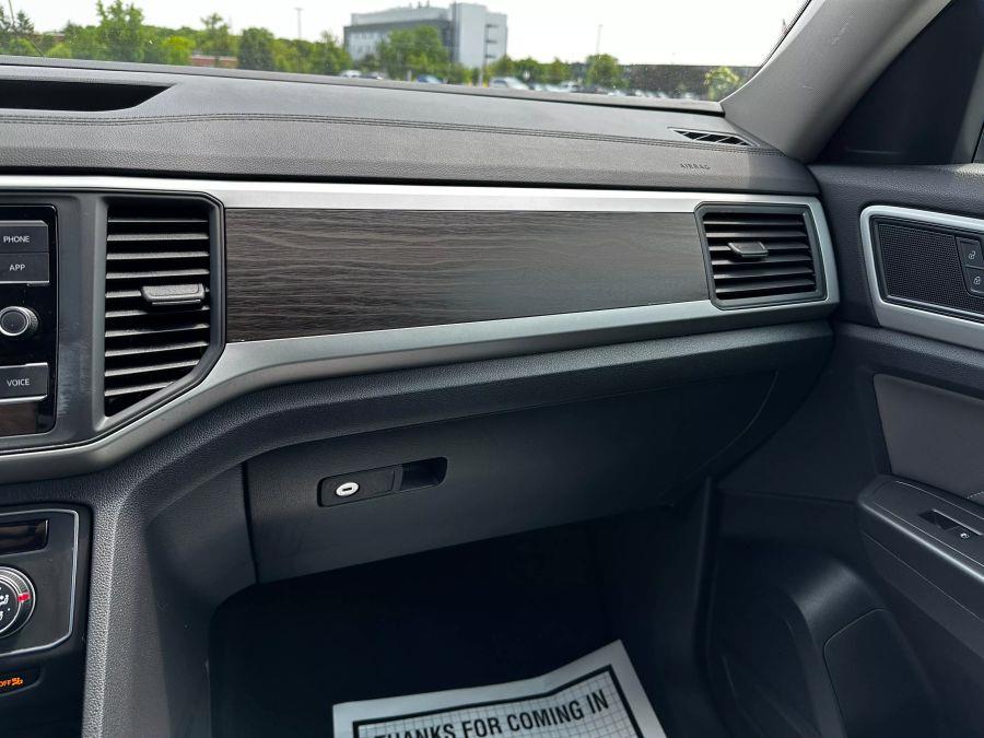 2023 Volkswagen Atlas SE 4MOTION Sport Utility 4D, available for sale in Rochester, New York | 5 Star Motor Group. Rochester, New York 2023 Volkswagen Atlas SE 4MOTION Sport Utility 4D, available for sale in Rochester, New York | 5 Star Motor Group. Rochester, New York
